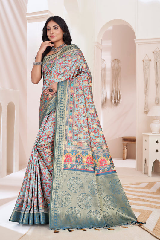 Elegant Floral Saree with Intricate Border